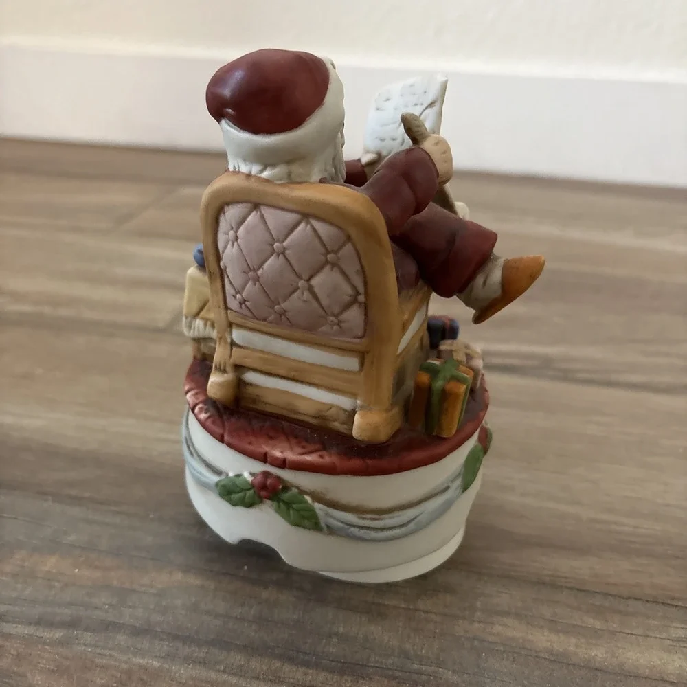 Vintage Santa Claus Christmas‎ Music Box Porcelain Hand Painted Rotates